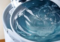 港华紫荆热水器全国维修咨询热线讲解♫电热水器使用安全，健康用水有保障