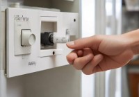 派沃热水器空气能24H客服报修专线阐明_空气能一体机电容更换教程：轻松掌握操作步骤