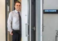 美心防盗门售后服务咨询解释%常州防盗门通风安装攻略：轻松提升家居通风效果