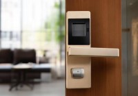 惠氏智能指纹锁24小时售后保障剖析:顶固指纹锁D61价格查询