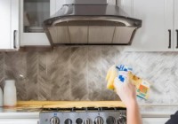 樱花油烟机售后热线平台科普(韩丽油烟机清洗妙招，轻松去除油渍)